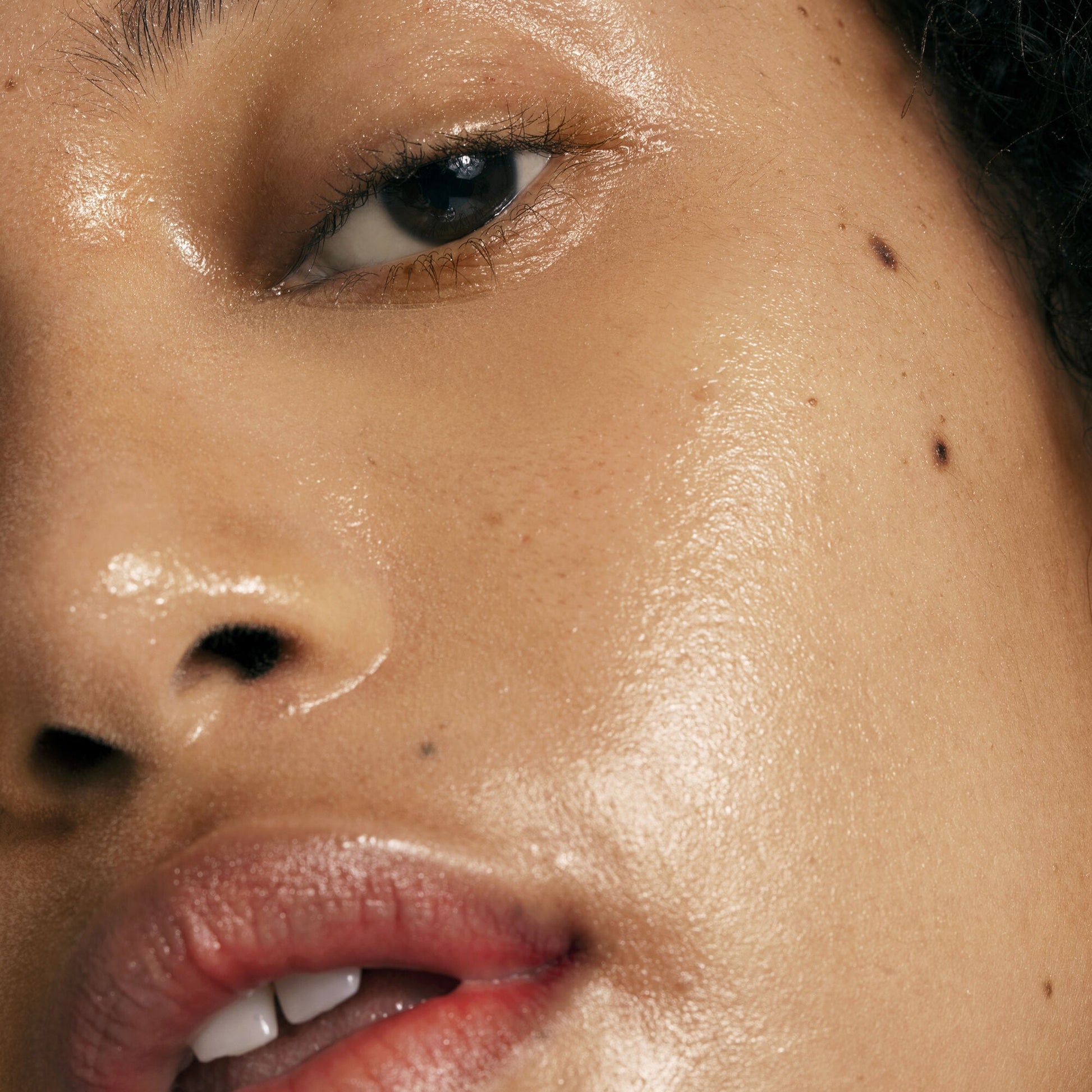 pure-skin-toner-t5 0122_Elf-Pure_Cindy_002_IGF.jpg