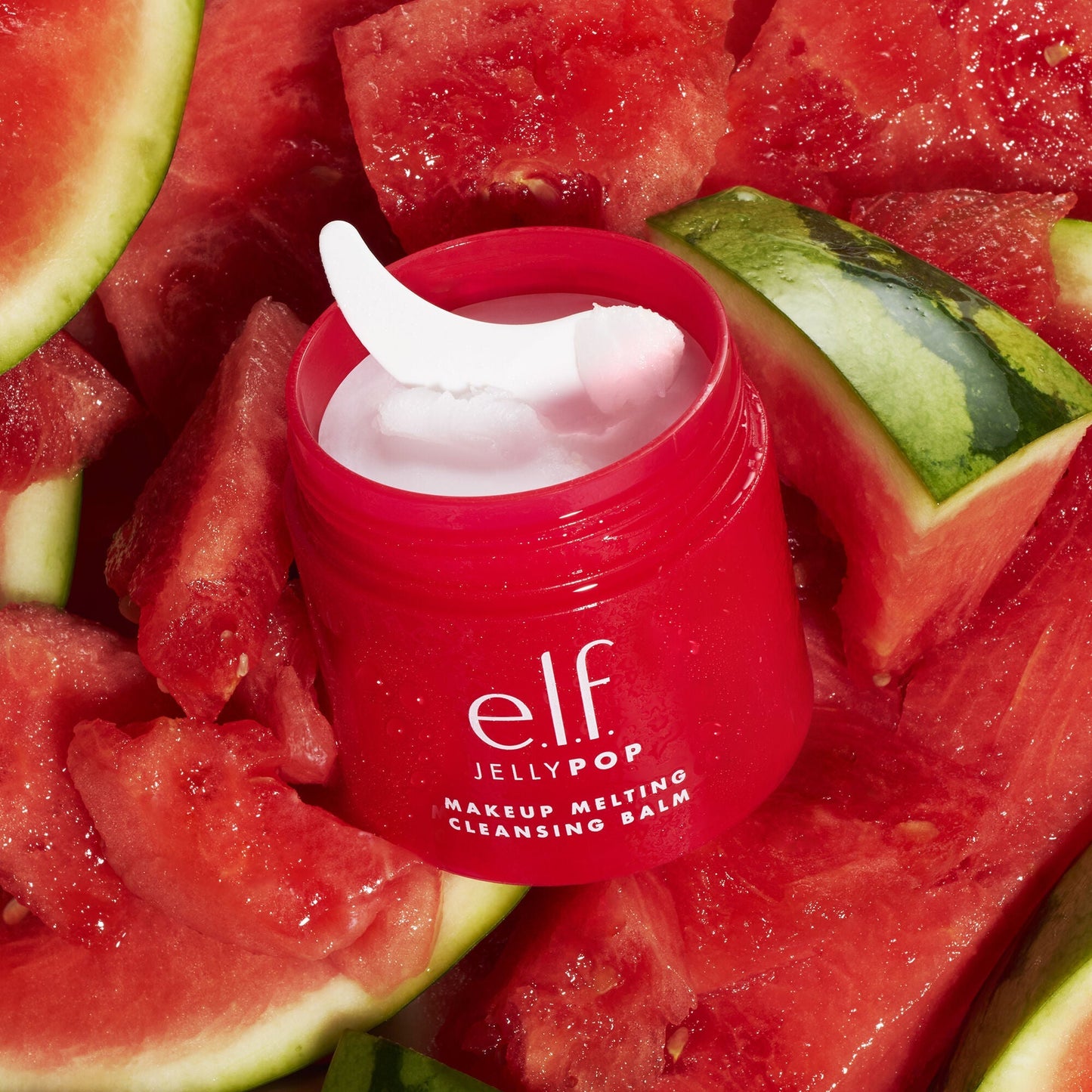 jelly-pop-makeup-melting-cleansing-balm-u1 021825_elf_JP_CleansingBalm_Texture_WATER-OPEN_PLATE_186_IGF.jpg