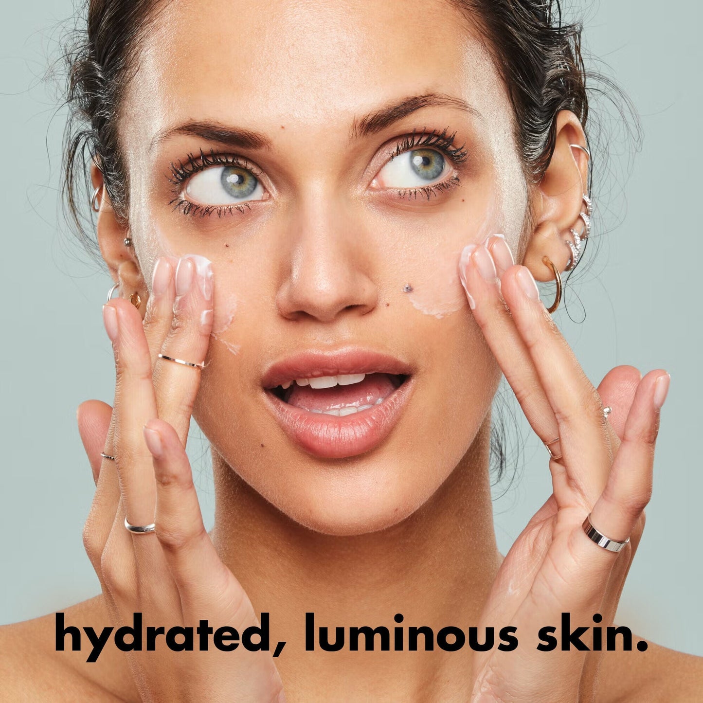 holy-hydration-face-cream-fragrance-free-k8 0226_EDU_HHFaceCreamFragranceFree_Benefit.jpg