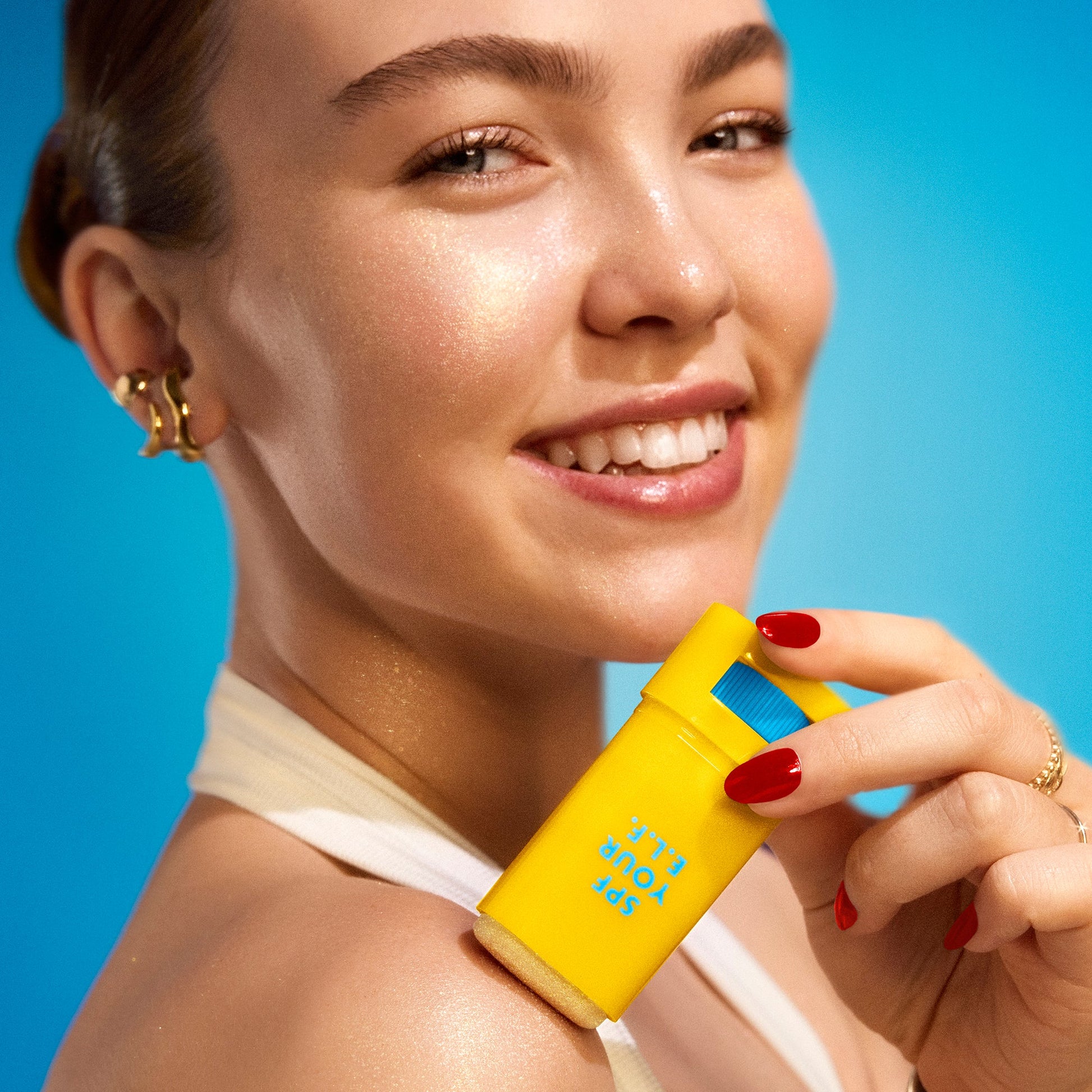 suntouchable-invisi-stick-spf-50-glitz-g9 030526_SKIN_Haley_Invisistick-Glitz_0987_w3QC_IGF.jpg