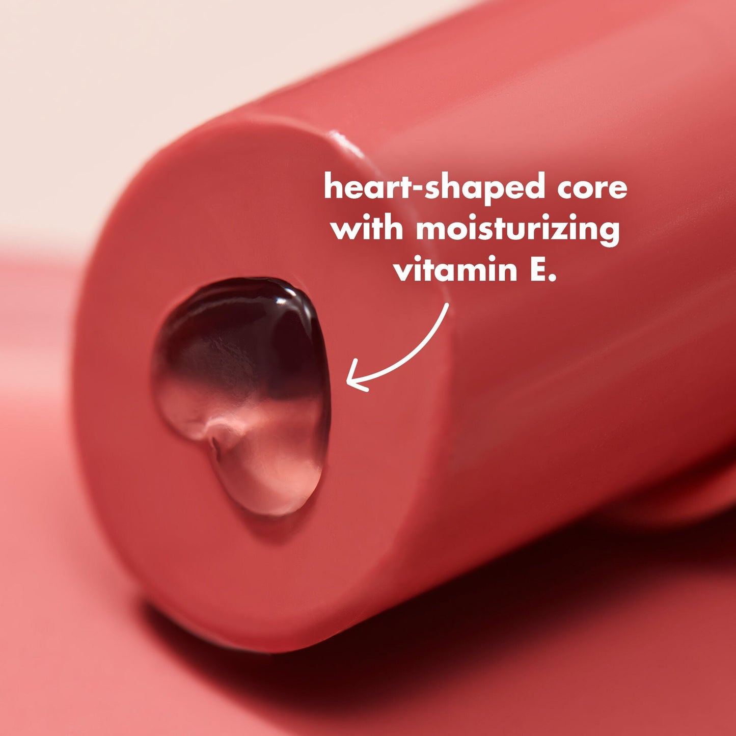 hydrating-core-lip-shine-u9 0326_EDU_HydratingCoreLipShine_PRODUCTINFO_b4236e19-37d0-403e-bb87-078193a88006.jpg