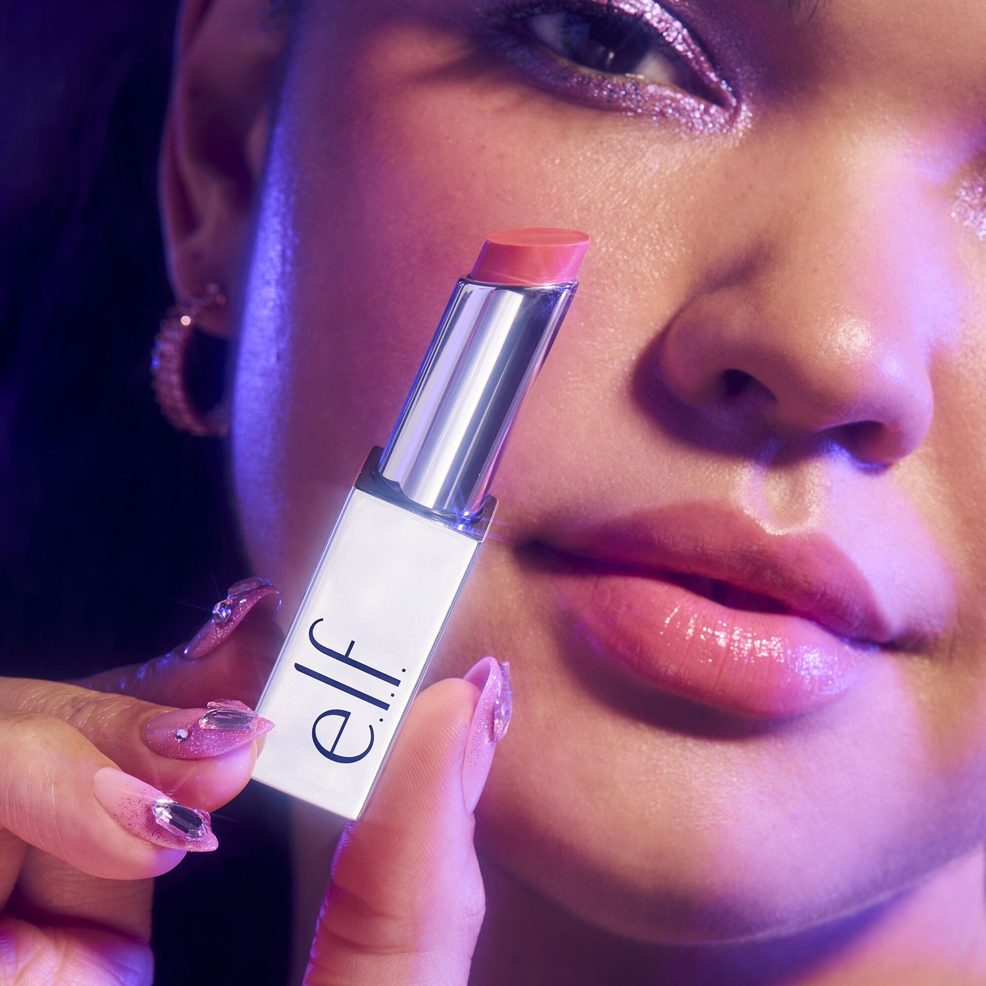 glow-reviver-lip-oil-stick-q4 072225_Breanna_SlipStick_1236_2000x2000_4adb6d91-4349-4c16-9f8e-036611f762d8.jpg
