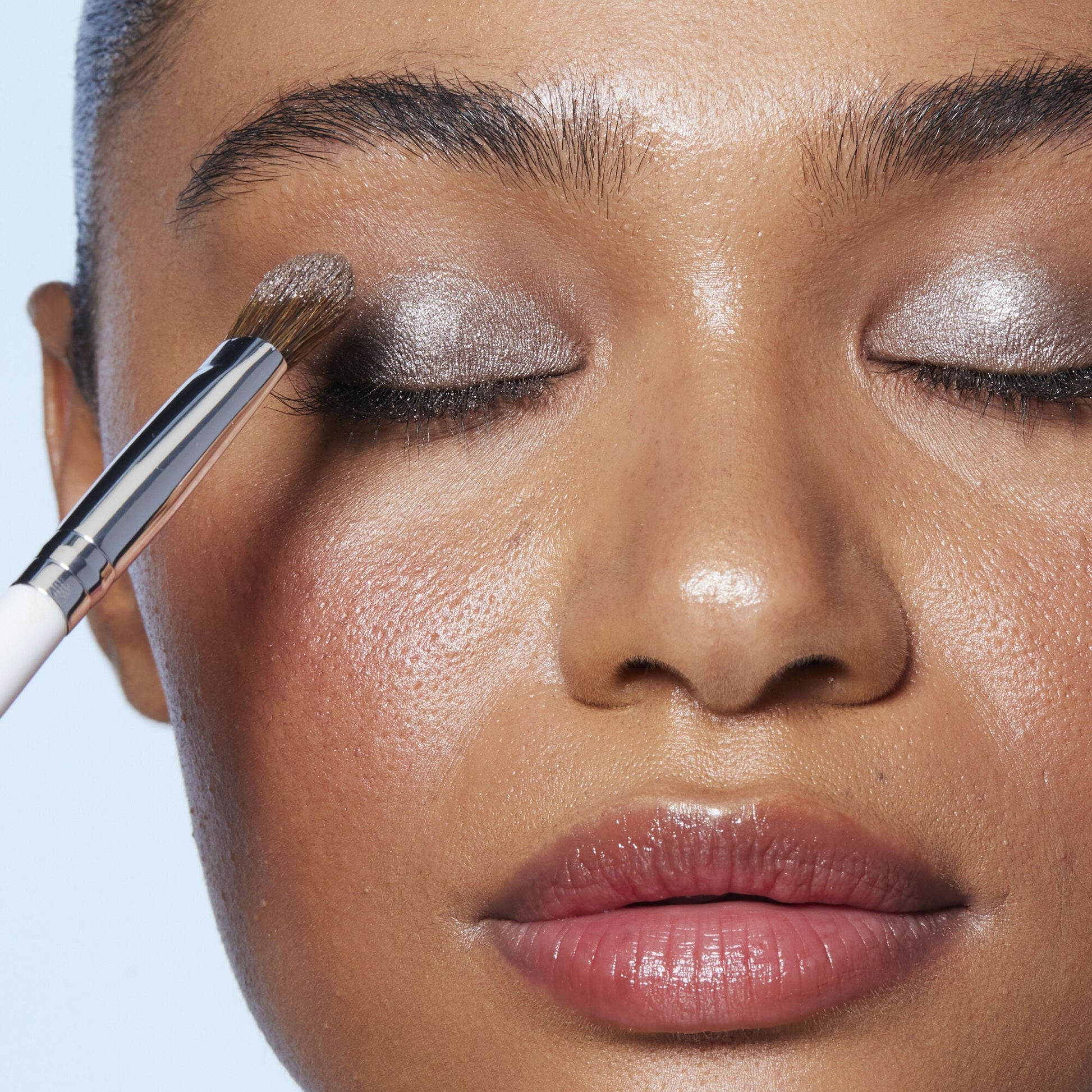 wide-tapered-eyeshadow-brush-b6 21994_Wide_Trapered_Eyeshadow_Brush.jpg