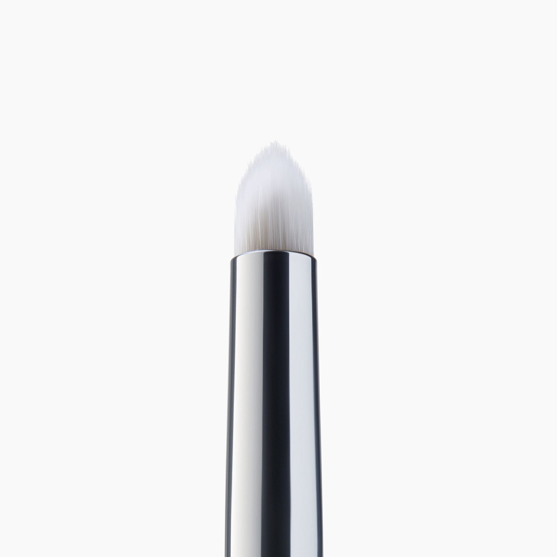 precision-smudge-brush-w7 85311_PrecisionSmudgeBrush_Macro_V2.jpg