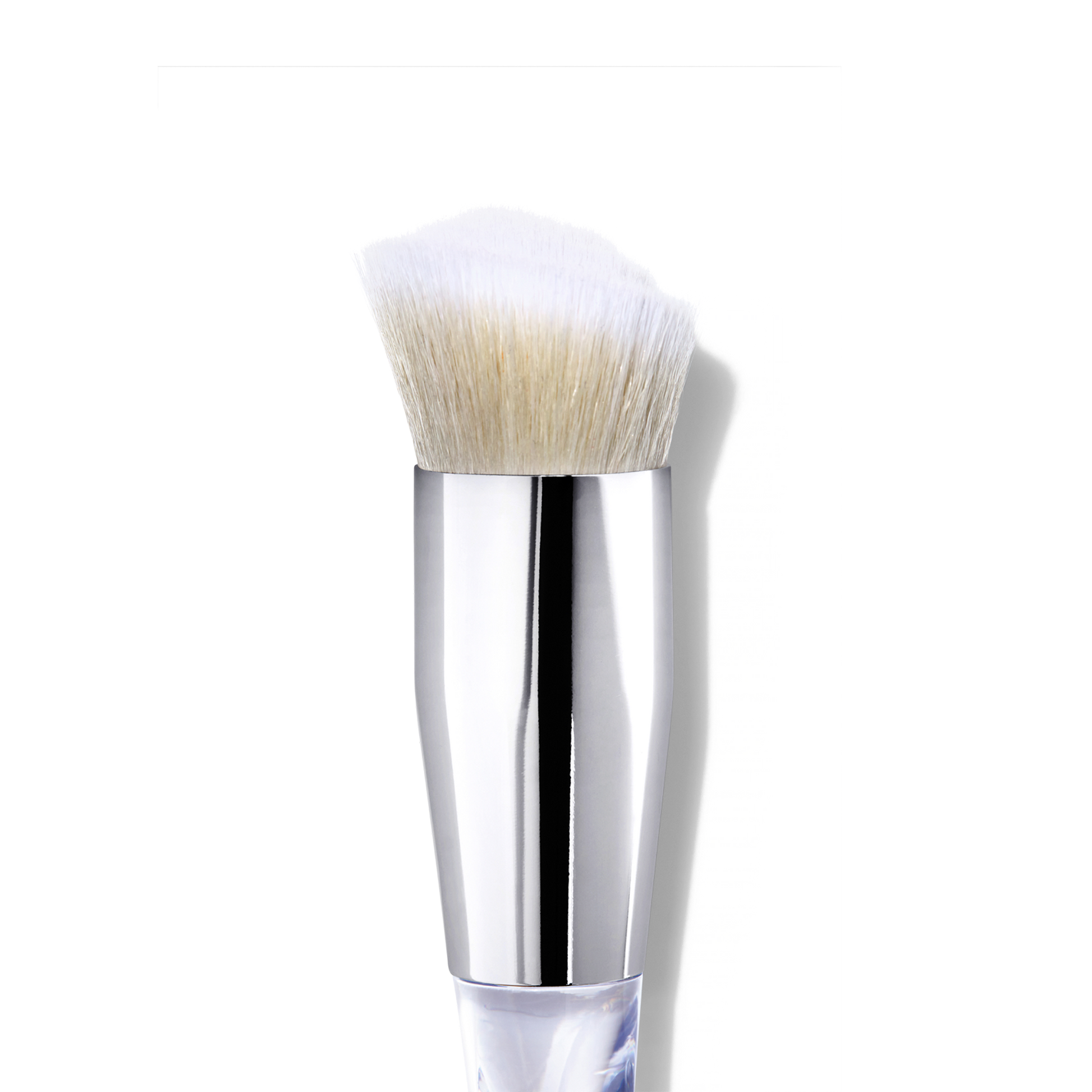 precision-foundation-swirl-brush-f8 85323_BRFAC_Macro_R.png