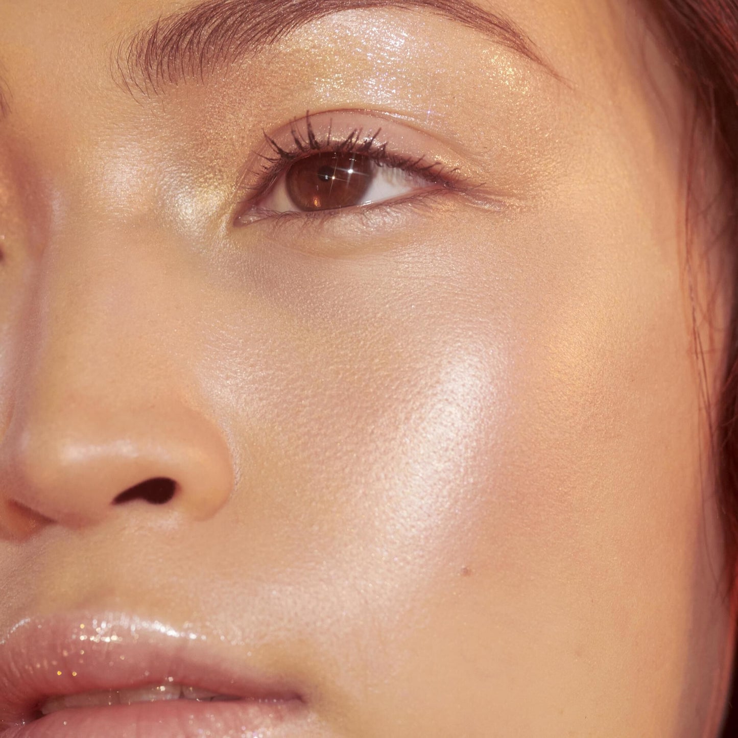 highlighter-brush-i5 crystal_OM_Jacqueline_782_square.jpg